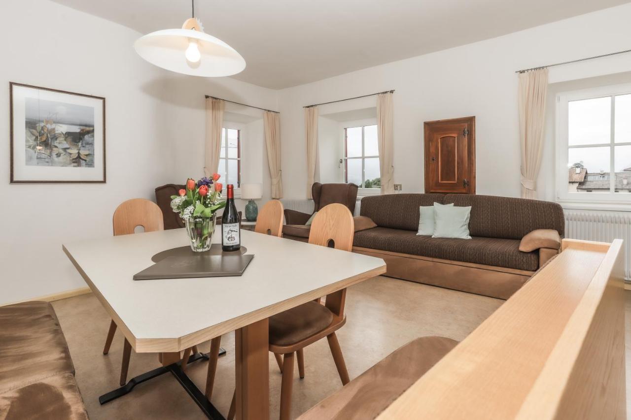 מונטניה Residence Hof Am Keller מראה חיצוני תמונה