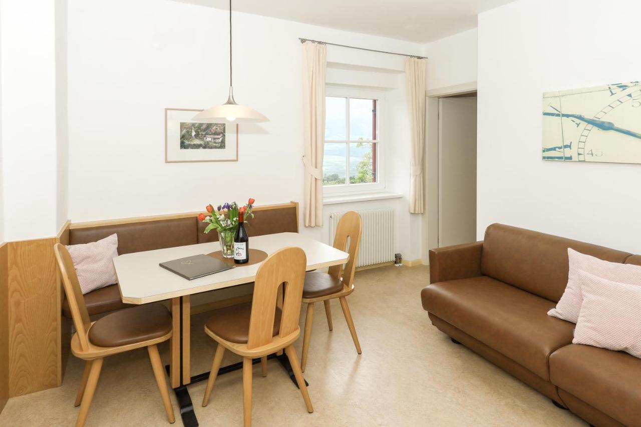 מונטניה Residence Hof Am Keller מראה חיצוני תמונה