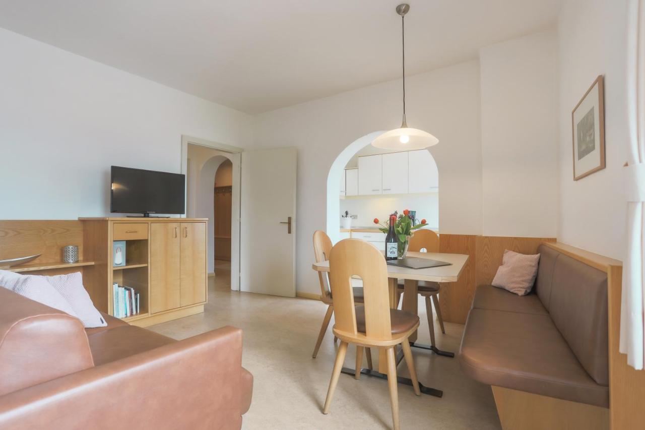 מונטניה Residence Hof Am Keller מראה חיצוני תמונה