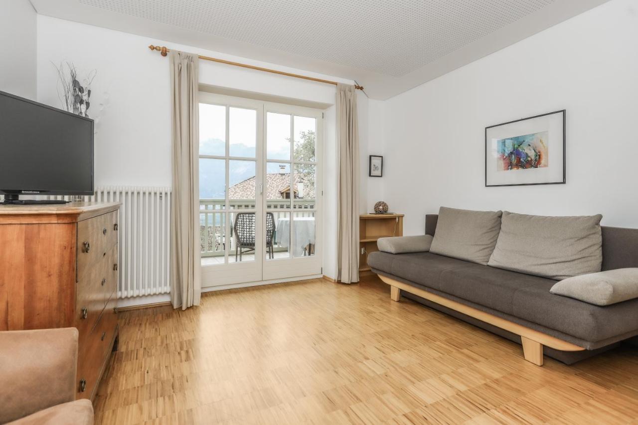 מונטניה Residence Hof Am Keller מראה חיצוני תמונה